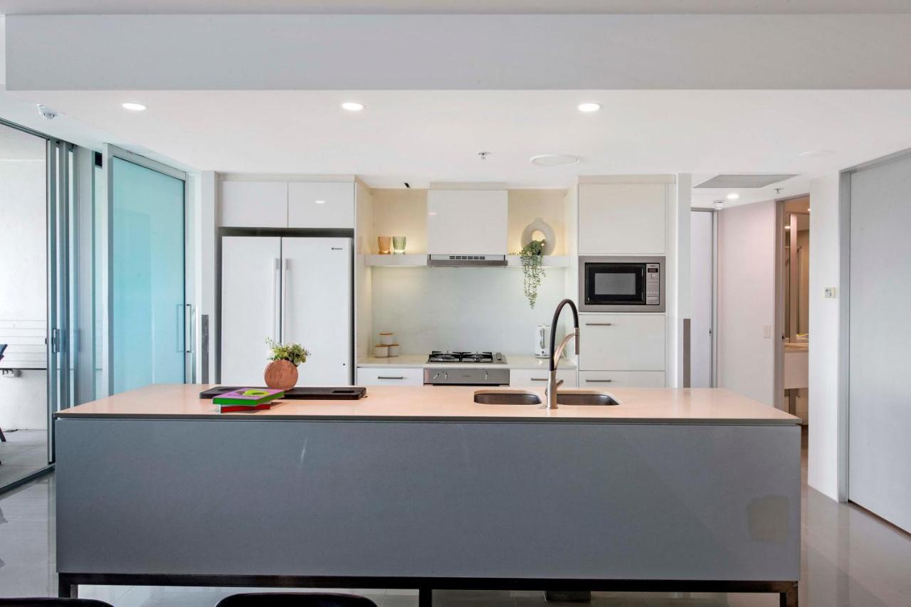 Q Tower At Surfers Paradise - Self Contained Apartments Gold Coast Esterno foto