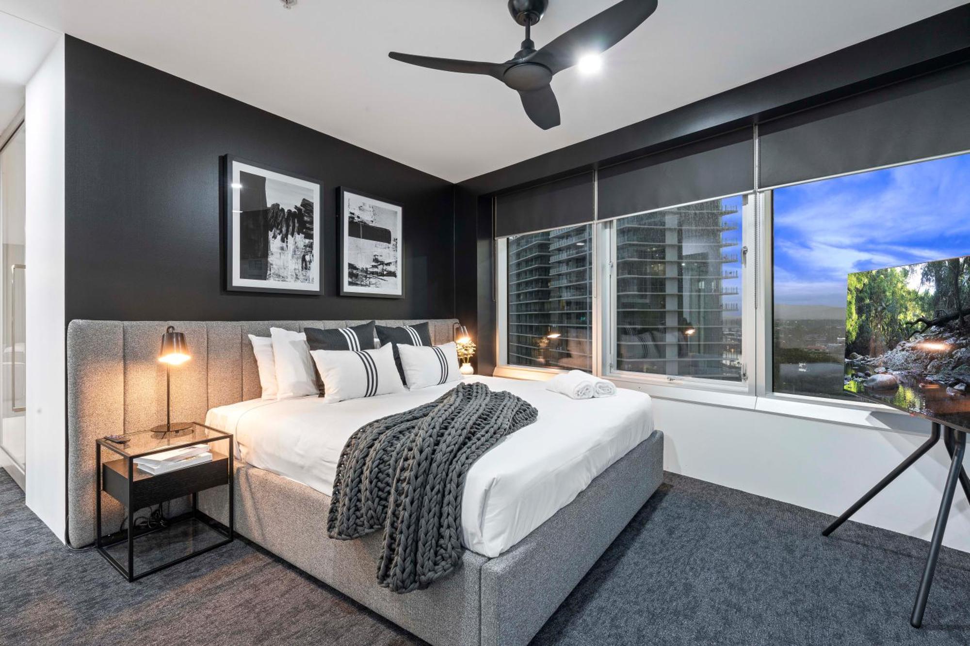 Q Tower At Surfers Paradise - Self Contained Apartments Gold Coast Esterno foto
