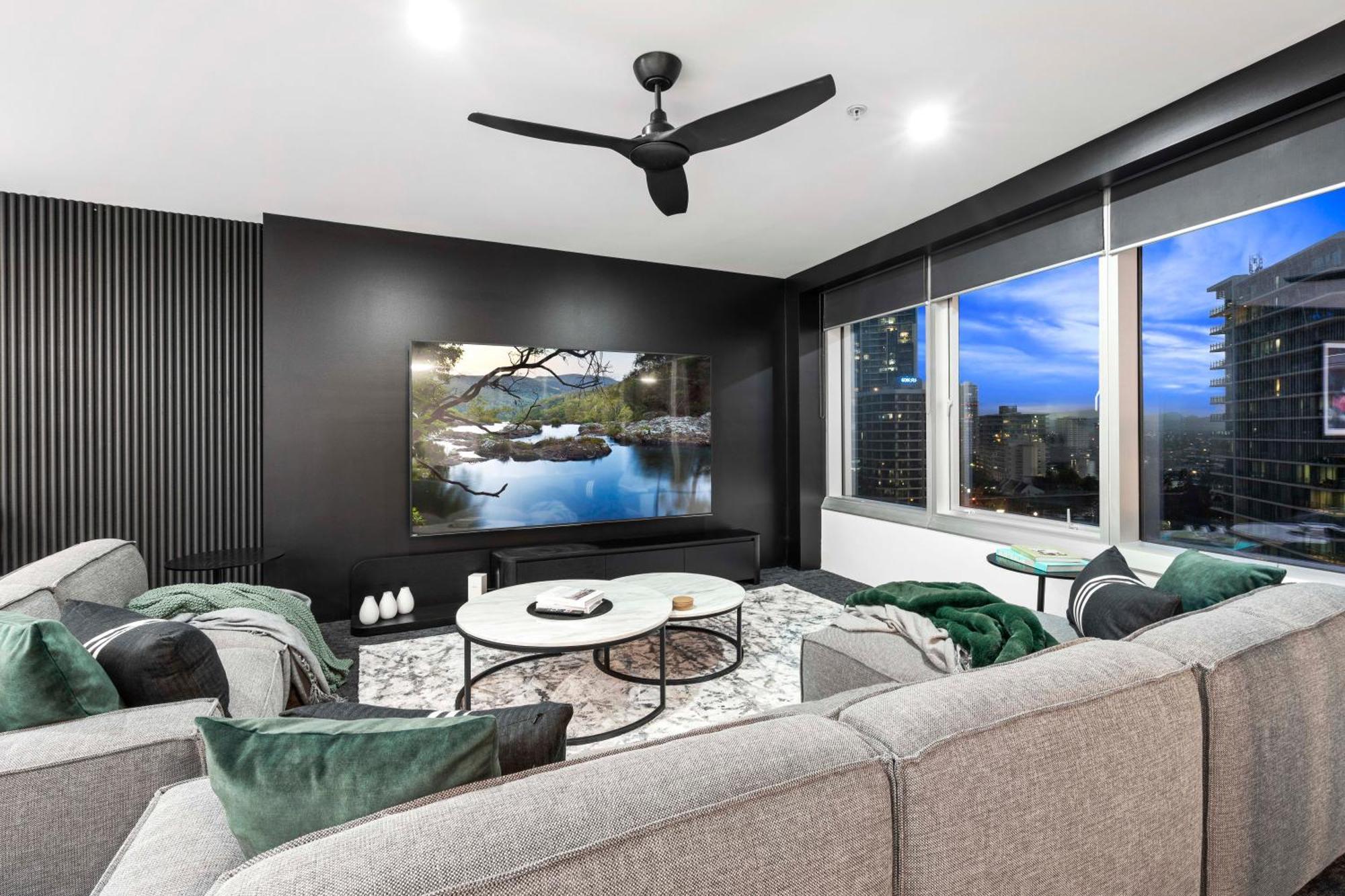 Q Tower At Surfers Paradise - Self Contained Apartments Gold Coast Esterno foto