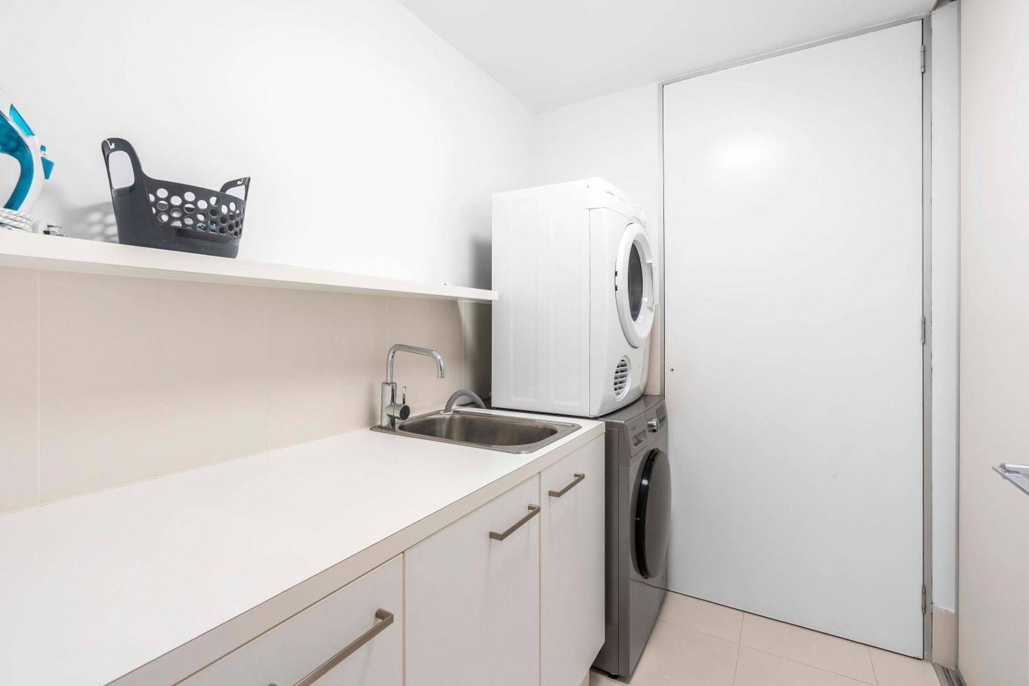 Q Tower At Surfers Paradise - Self Contained Apartments Gold Coast Esterno foto