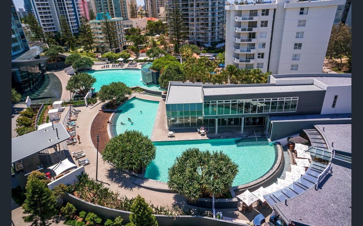 Q Tower At Surfers Paradise - Self Contained Apartments Gold Coast Esterno foto