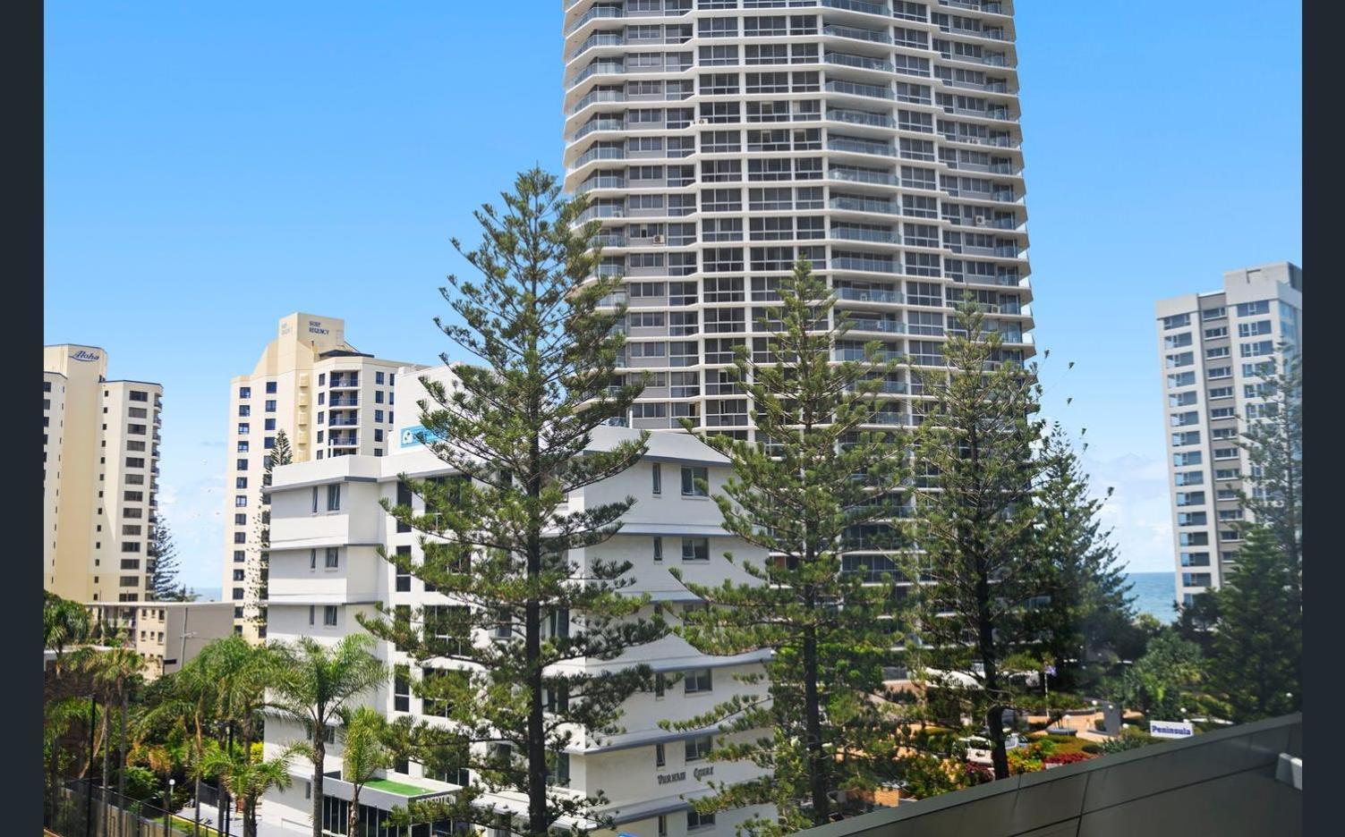 Q Tower At Surfers Paradise - Self Contained Apartments Gold Coast Esterno foto