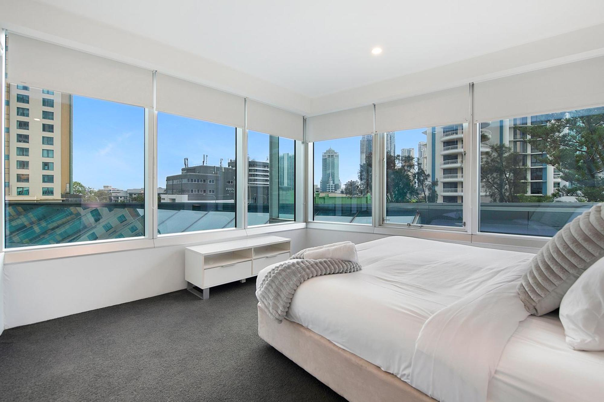 Q Tower At Surfers Paradise - Self Contained Apartments Gold Coast Esterno foto